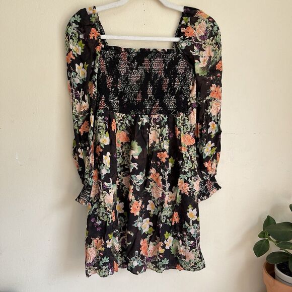 Alice + Olivia Dresses & Skirts - Alice + Olivia  Cooper Black Floral Smocked Mini dress -Size 0 As Seen On